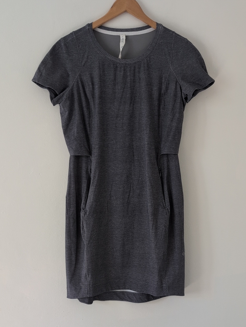 Lululemon Athletic Short Sleeve Gray/Blue Athletic Dress Packable Sz 8